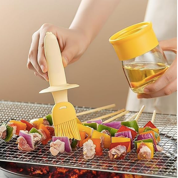 2-in-1 Oil Dispenser Bottle with Silicone Basting Brush